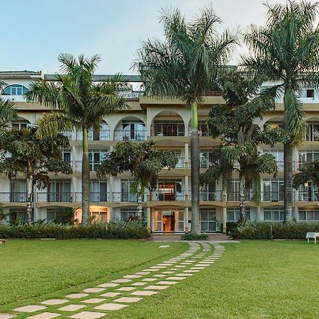 Garden Courts Hotel Masaka Екстер'єр фото